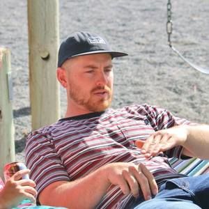 Meet your Posher, Devan